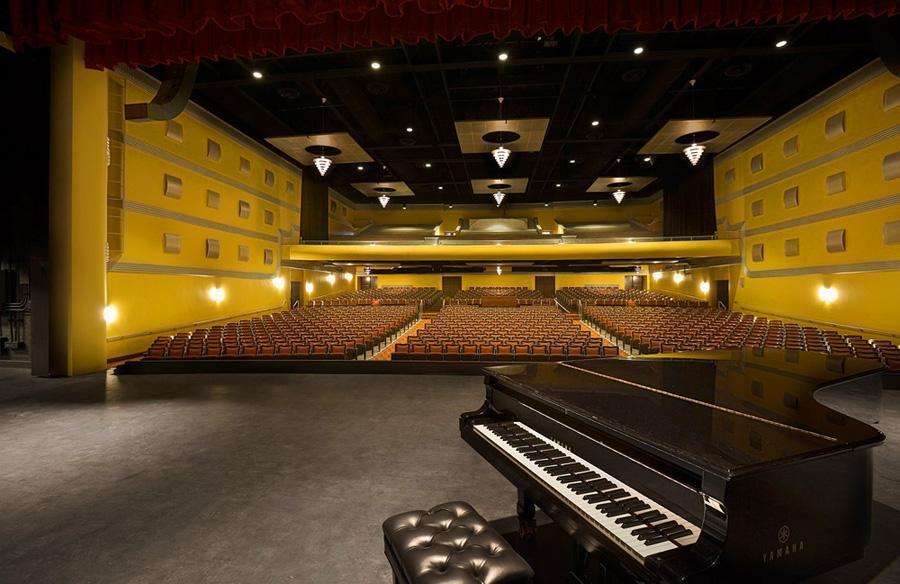 Port-Arthur-High-School-for-the-Arts-Renovation-2-Stage-to-Audience1