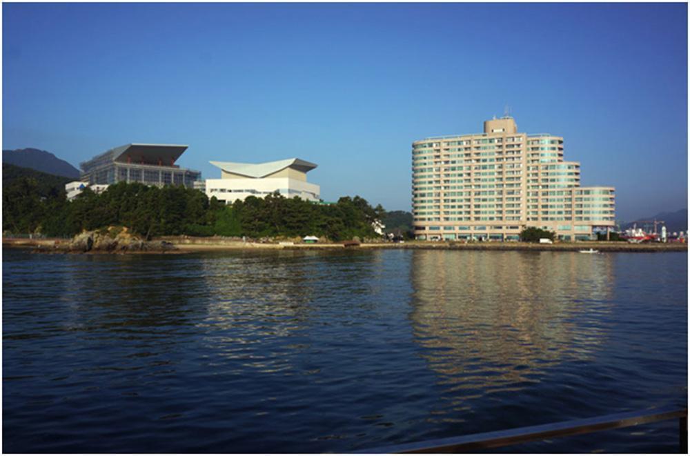 Tongyeong-Music-Hall-3-Completed-Venue-View-from-the-Sea